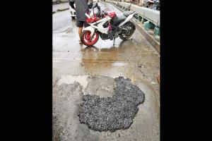 1,000-odd complaints about potholes in last week alone, says BMC