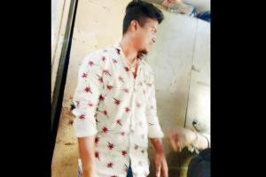 Man tries to cross sea link with 30-inch knife hidden in bike