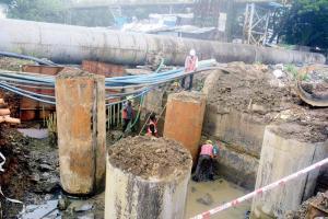 Mumbai: Come January, two BKC flyovers will ease jams at Kalanagar