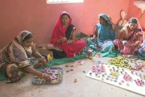Women make eco-friendly diyas from cow dung to celebrate green Diwali