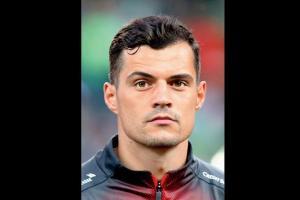 Arsenal to offer skipper Granit Xhaka counselling over fan abuse