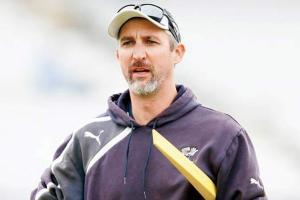 Jason Gillespie extends stay at Sussex till 2022
