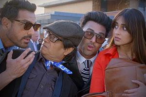 Is Pagalpanti giving stiff competition to Housefull 4?