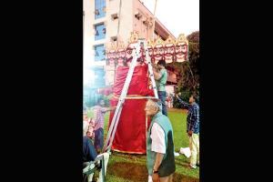 Mumbai: Ravan effigy burning at NSCI puts a tiff into tradition