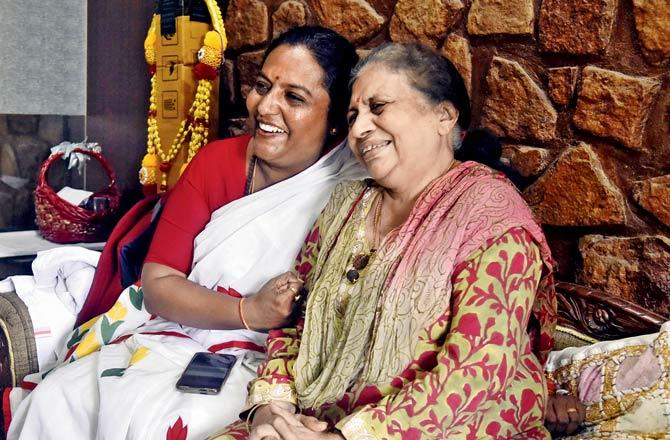 State Congress working president Yashomati Thakur, with her mother Pushpamala