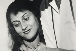 Amitabh Bachchan shares a vintage photo of wife Jaya on Karwa Chauth
