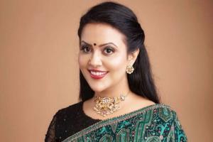 Dhanteras 2019: Amruta Fadnavis looks ethereal as she wishes Twitterati
