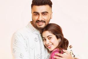 Janhvi Kapoor and Arjun Kapoor's Diwali picture is all about love