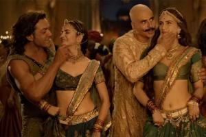 Housefull 4 box office day 4: Akshay Kumar film earns Rs 34.56 crore