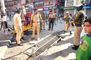 Jammu and Kashmir: Eleven civilians injured in grenade explosion
