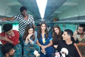See Photos: Housefull 4 cast hop into special train to promote movie