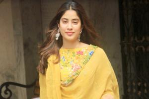 Janhvi Kapoor forgot to remove the tag on her dupatta and we so relate!