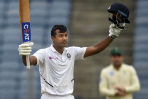 2nd Test Day 1: Mayank Agarwal century propels India to 273/3 at stumps