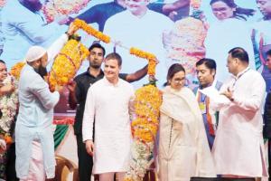 At Ausa, Rahul Gandhi takes potshots at Narendra Modi and media