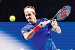 Back injury forces Stan Wawrinka out of Roger Federer clash in Basel