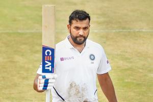 Cheteshwar Pujara gets the best seat to watch Rohit Sharma 