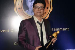Servant arrested for selling Sachin Pilgaonkar's trophies to scrap