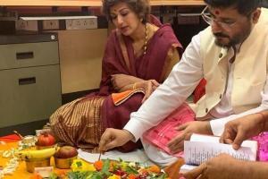 Sonali Bendre and Goldie Behl immerse in the Dhanteras celebrations