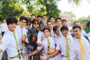 Shah Rukh Khan's hush-hush visit to alma mater St. Columba's
