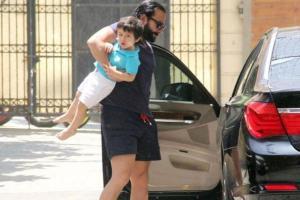 Has Taimur learnt to say no to paparazzi? Saif Ali Khan reveals details