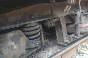 CSMT-Bandra local derailed, Harbour line shut