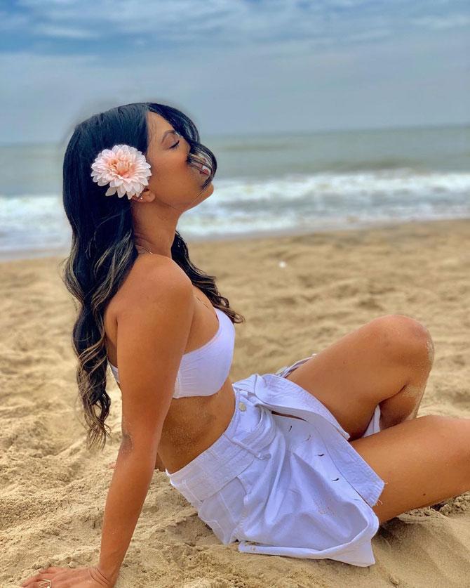 In the same year, Nia Sharma was seen as a contestant on Fear Factor: Khatron Ke Khiladi 8, and was among the top 5 finalists.