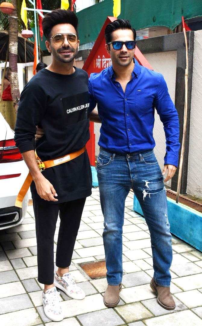 Speaking of the host of celebrities paying a visit to Ganpati at T-series office, Varun Dhawan is one of the actors who is currently busy with his upcoming back to back projects.