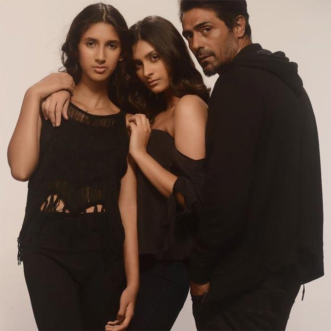 Arjun Rampal, Mahikaa and Myra Rampal: Even after announcing that they were going their separate ways, Arjun Rampal and Mehr Jesia still share a cordial relationship. Their daughters Mahikaa and Myra, too, share a warm bond with their father. In fact, Mahikaa and Myra are on good terms with their father's partner Gabriella Demetriades too!