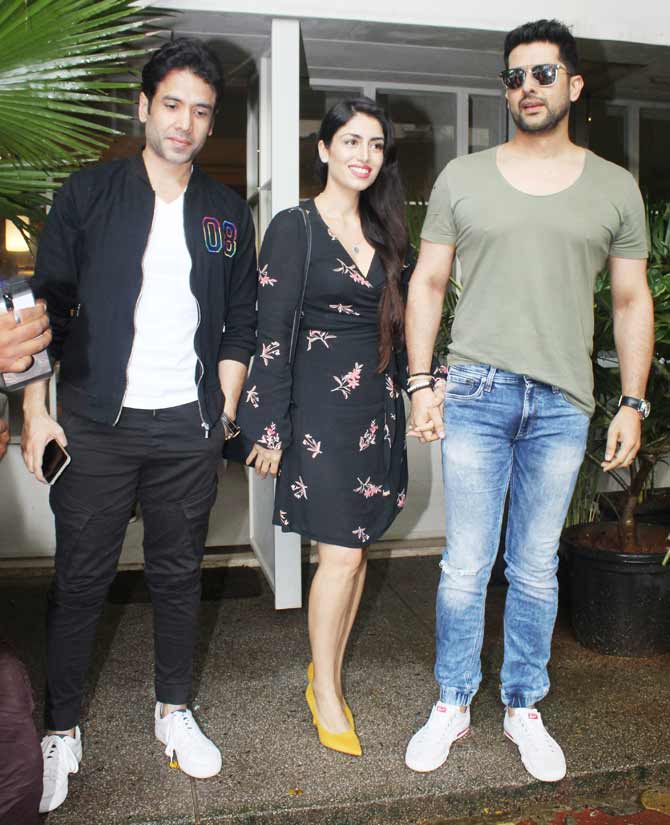 Aftab Shivdasani made his debut as a lead hero with Ram Gopal Verma's film Mast (1999). He has worked as a child artiste in several films like Mr. India, ChaalBaaz, and Insaniyat. The actor was last seen on the big screen in Setters (2019).