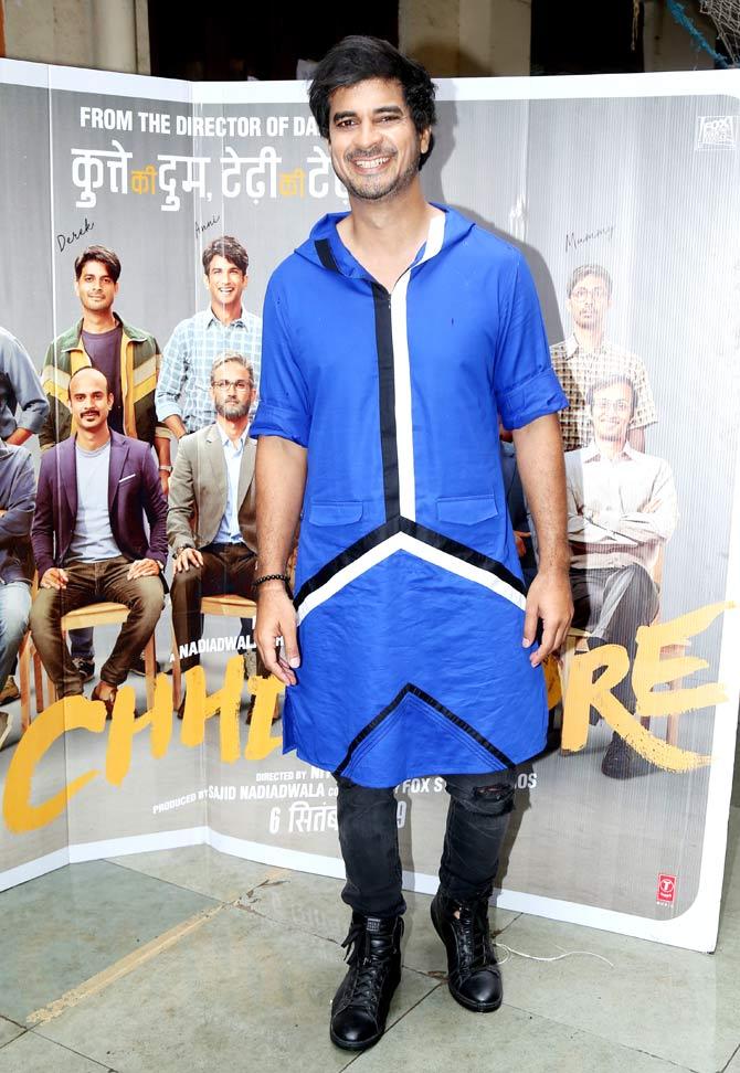 In the film, Sushant Singh Rajput essays the role of Anni, a boy who doesn't have the courage to face girls, especially Maya, played by Shraddha Kapoor.
In picture: Tahir Bhasin was all smiles when clicked at the event.