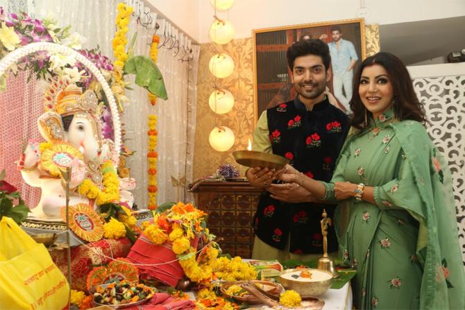 Gurmeet Choudhary shared photos and videos with wife Debina Bonnerjee. Dressed in a green floral outfit, the actress looked pretty. Gurmeet looked dapper in an olive green kurta-pyjama with a black floral Nehru jacket. They captioned the pictures on social media as: 