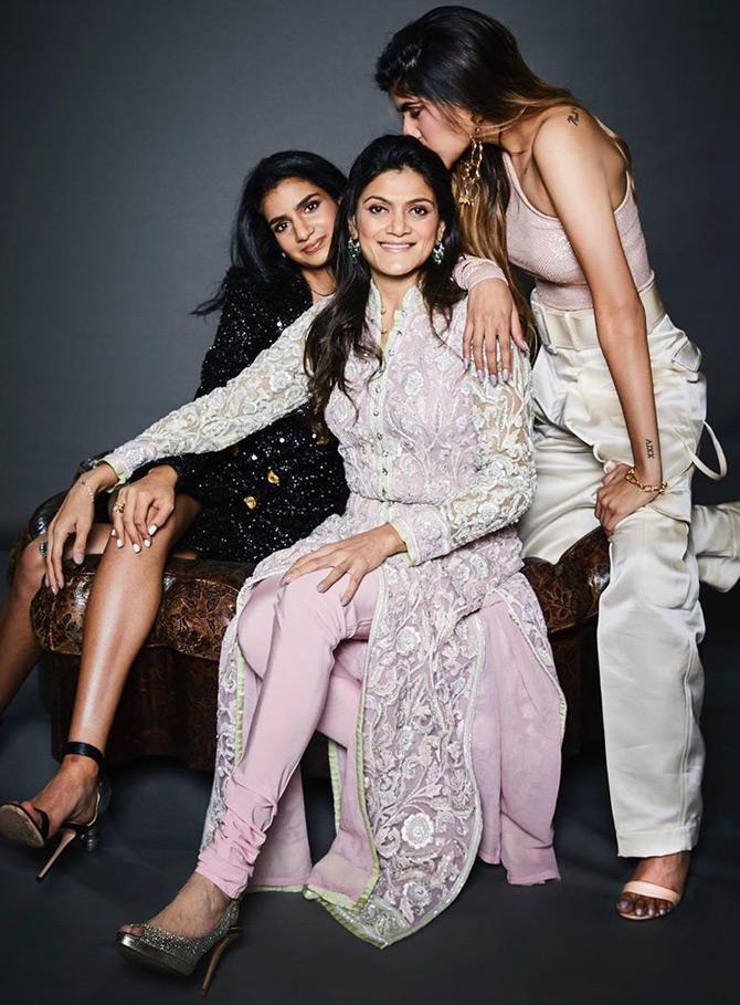 In the picture, Ananya Birla can be seen with her mother Neeraj Birla, and her stylist Loveleen Ramchandani at an event where designers Abu Jani-Sandeep Khosla celebrated 33 years of success in the world of fashion. Ananya shared this photo on Instagram and wrote: 