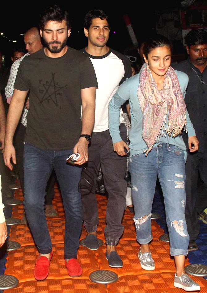 Kapoor and Sons' co-stars Sidharth Malhotra, Alia Bhatt and Fawad Khan too promoted their film by taking a jetty in Mumbai.