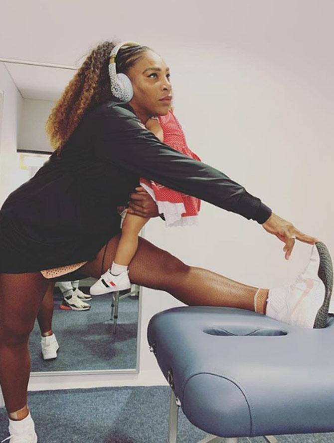 As I head into next year it’s not about what we can do it’s what we MUST do as working moms and working dads. Anything is possible. I am getting ready for the first match of the year and my dear sweet baby @olympiaohanian was tired and sad and simply needed mama’s love. So if it means warming up and stretching while holding my baby that’s what #thismama will do. My fellow moms and dads working- or stay home it’s equally as intense- but you inspire me. Hearing your stories makes me know I can do this. Thank you from the bottom of my heart. This year is to you! What are some things you had to do while working? #thismama #thisdaddy