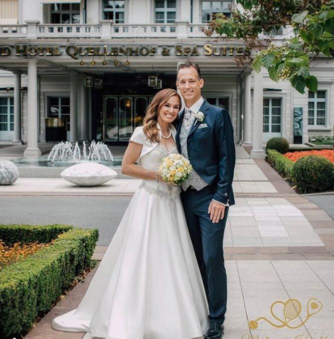 It was in July 2018 that Martina Hingis got married to sports doctor Harald Leemann at the Grand Resort Bad Ragaz located in Switzerland.