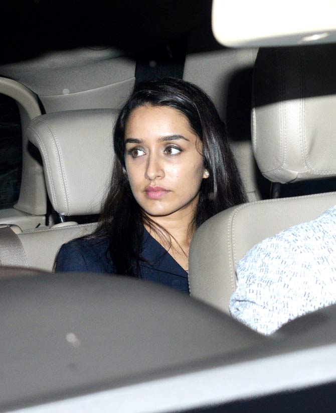 The makers of Chhichhore hosted a special screening for celebrity friends and the entire cast of the film. From Shraddha Kapoor and family to near and dear friends of Sushant Singh Rajput and Varun Sharma, a hot of celebrities attended the special screening held in Andheri, Mumbai. All pictures/Yogen Shah
In picture: Shraddha Kapoor was snapped at the special screening of Chhichhore in Andheri.