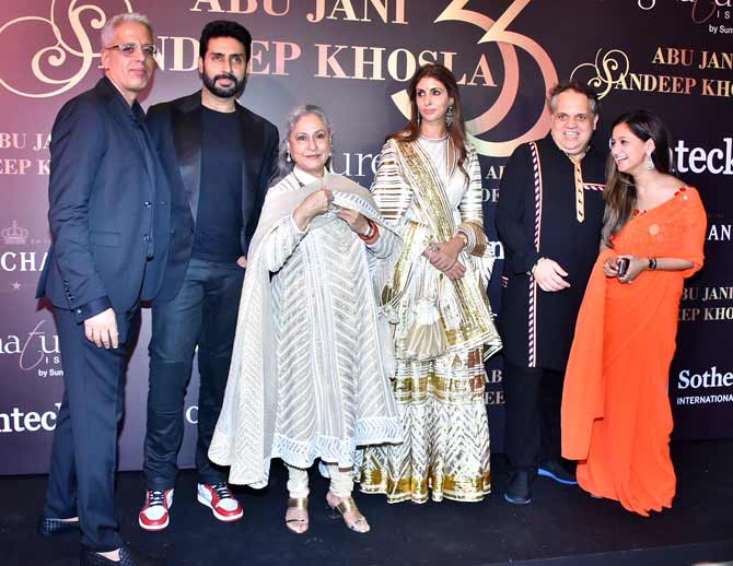 Sameer Saran, Abhishek Bachchan, Jaya Bachchan, Shweta Bachchan Nanda and Sandeep Khosla at the event.