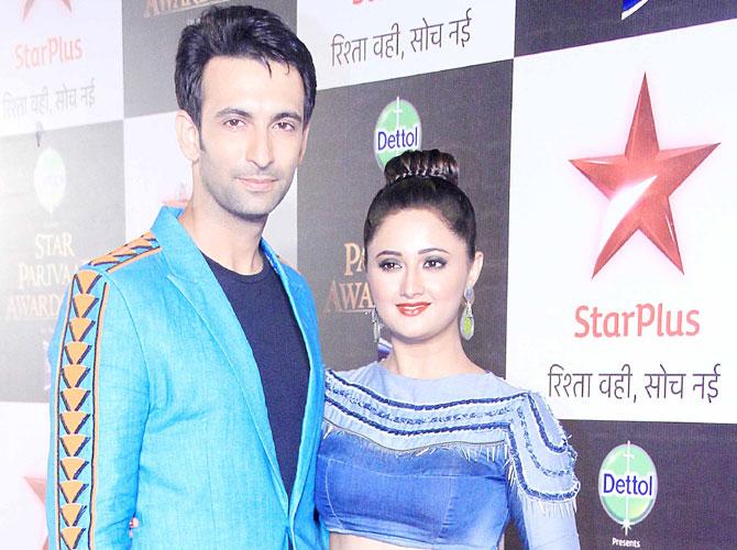 Nandish Singh and Rashami Desai: Television actors Nandish Singh and Rashami Desai got hitched in 2012, but their marriage was soon beset by troubles. The couple tried reconciling many times, and were also seen in shows like Nach Baliye and Khatron Ke Khiladi - Darr Ka Blockbuster Returns, but things didn't work out. They finally decided to part ways and filed for a divorce in 2016.