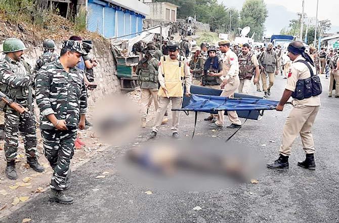 Army, CRPF and police jawans after an encounter with the terrorists at Batote in Ramban district of Jammu and Kashmir on Saturday