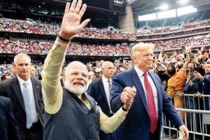 Howdy,Modi! : Donald Trump lauds Indian-American community in Houston