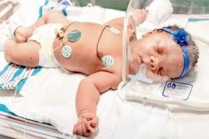 US baby born on 9/11 at 9.11 weighs 9lbs 11oz