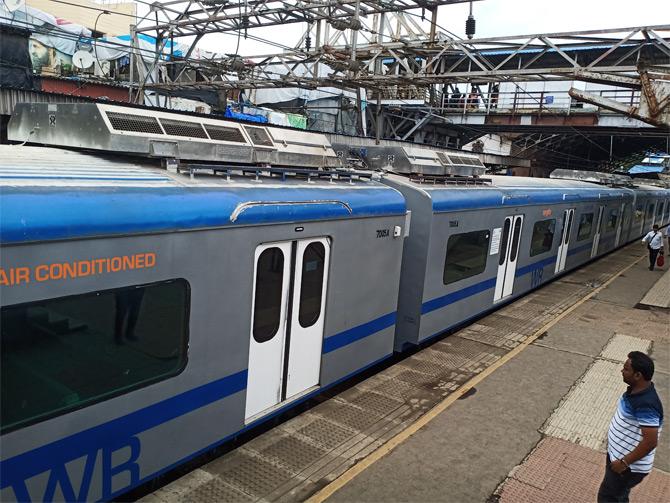 Mumbai-AC-Trains