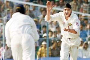 Harbhajan Singh blasts Adam Gilchrist over 2001 Test remark