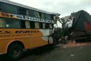 Six killed, 15 injured as bus rams into truck in Satara