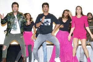 Sushant Singh, Shraddha Kapoor, Chhichhore cast dance their heart out