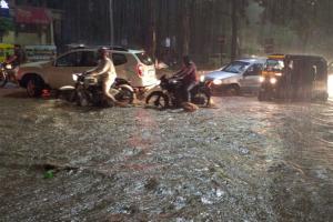 Five killed in wall collapse following heavy rain in Pune