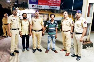 Constable chases fatka gang member for 500 mts, nabs him at Sewri stn
