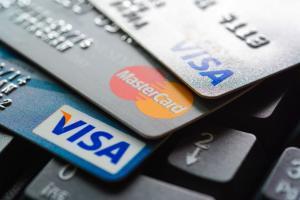Tokyo: Man steals credit card info of 1,300 people by memorising it