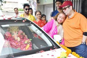 Rima Jain with Aadar-Armaan, Neil Nitin and family at Ganesh Visarjan