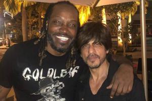 Chris Gayle shares pic with Shah Rukh Khan